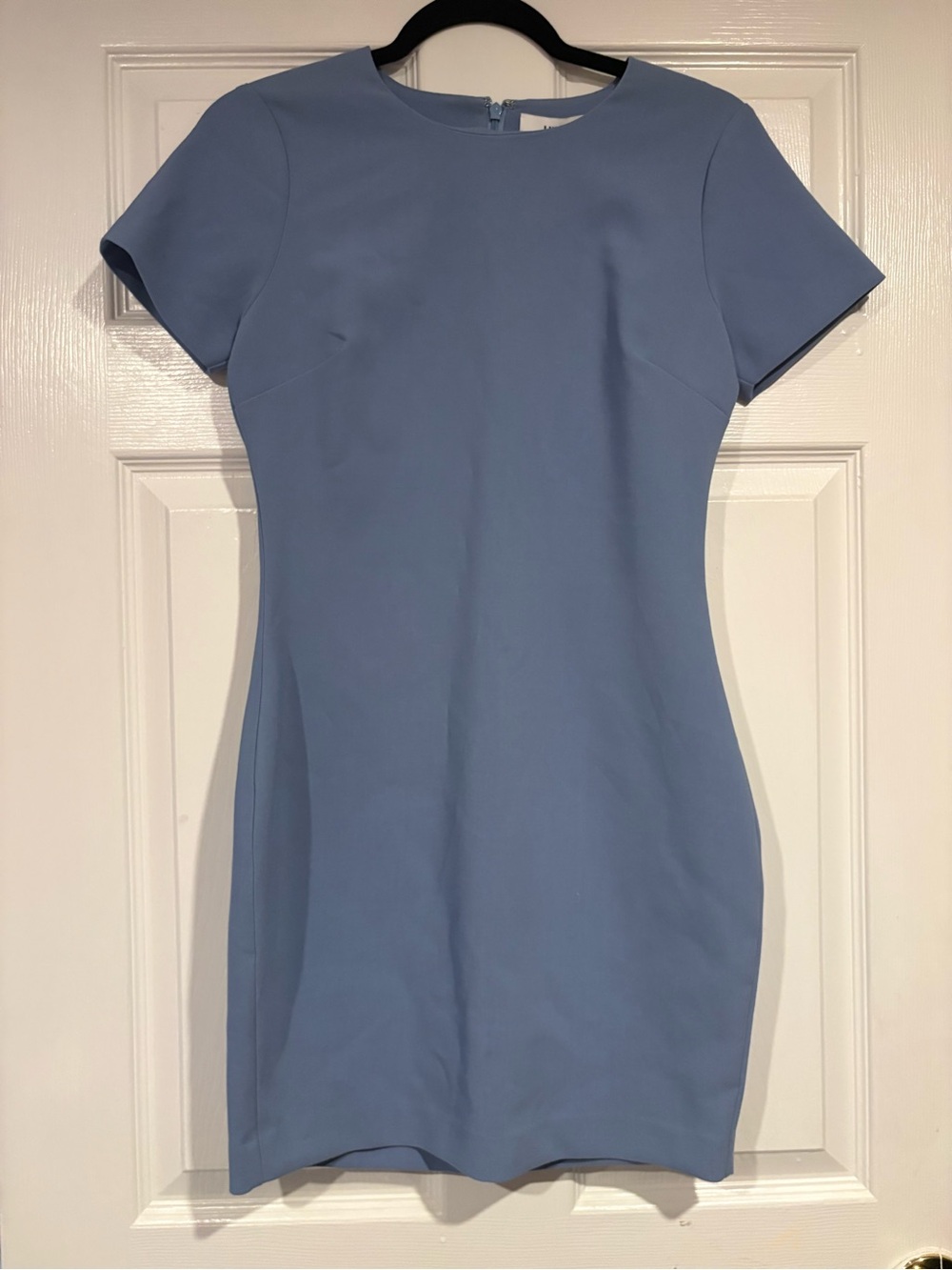 Classic Short Sleeve Sheath Dress in Light Blue size 6 Likely